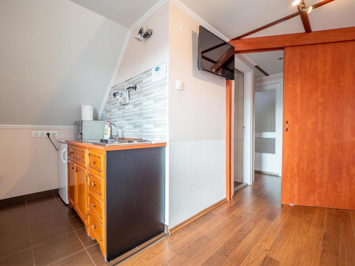 Pipacsos Vendeghazak Apartment Kiskunmajsa Ngoại thất bức ảnh