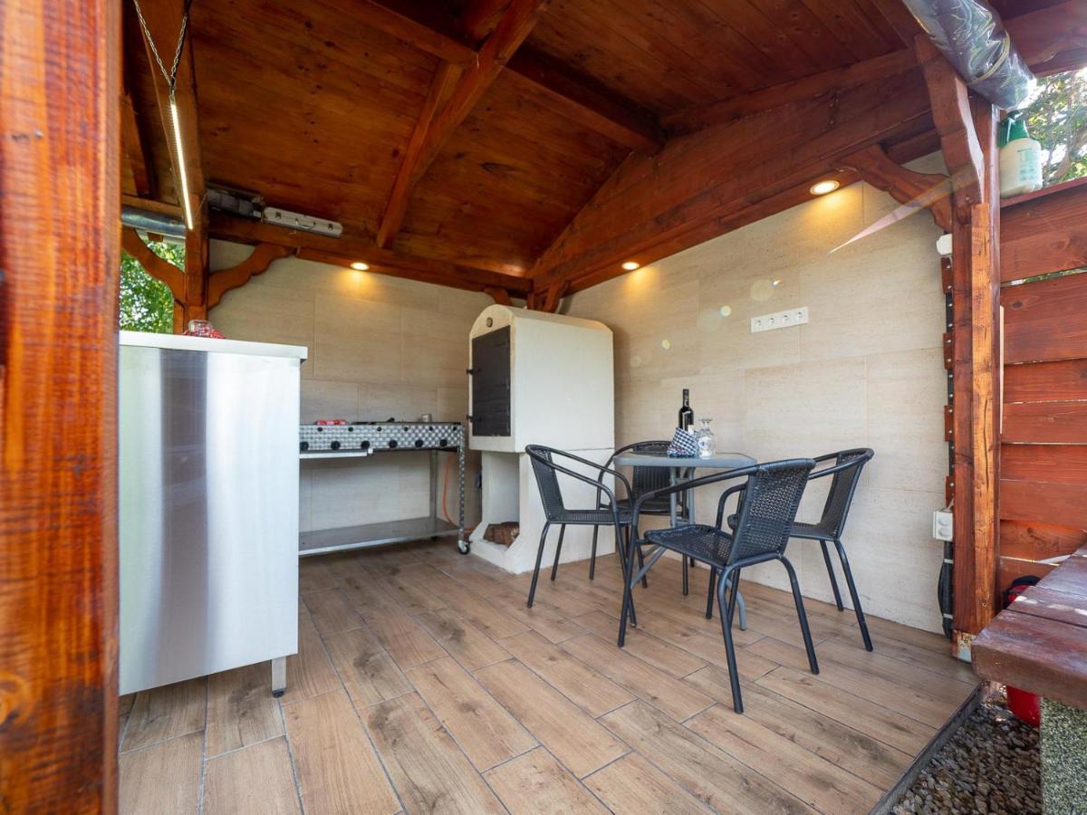 Pipacsos Vendeghazak Apartment Kiskunmajsa Ngoại thất bức ảnh